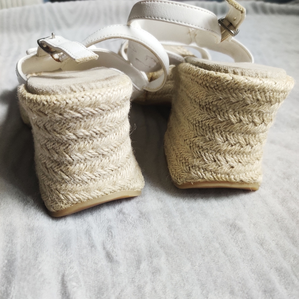 ❄️SOLD❄️VINTAGE Y2K Chunky White Floral Cottagecore Espadrille Woven Heels - Picture 7 of 8